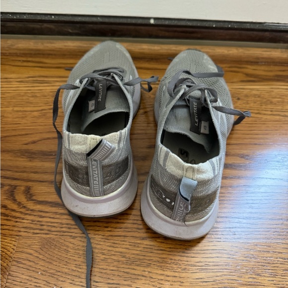 Brooks Levitate 4 Women’s 7.5 Tennis Shoe - Picture 6 of 9